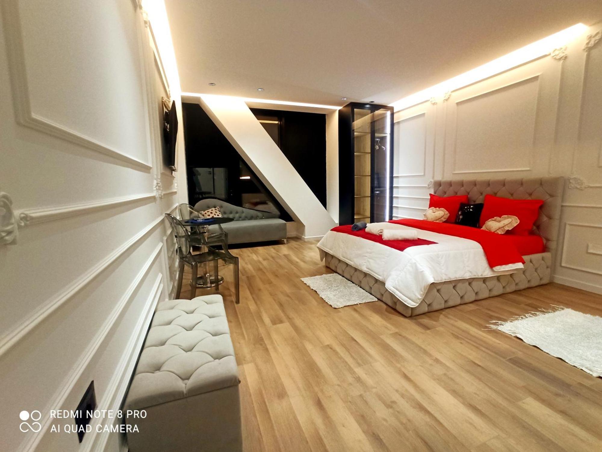 Apartament Square 21